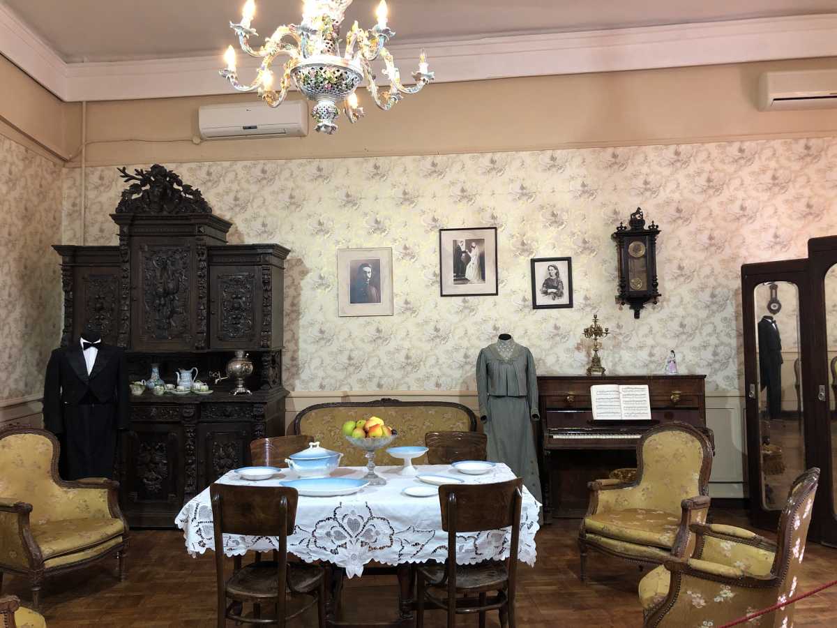 Купеческий дом 19 века интерьер в России
